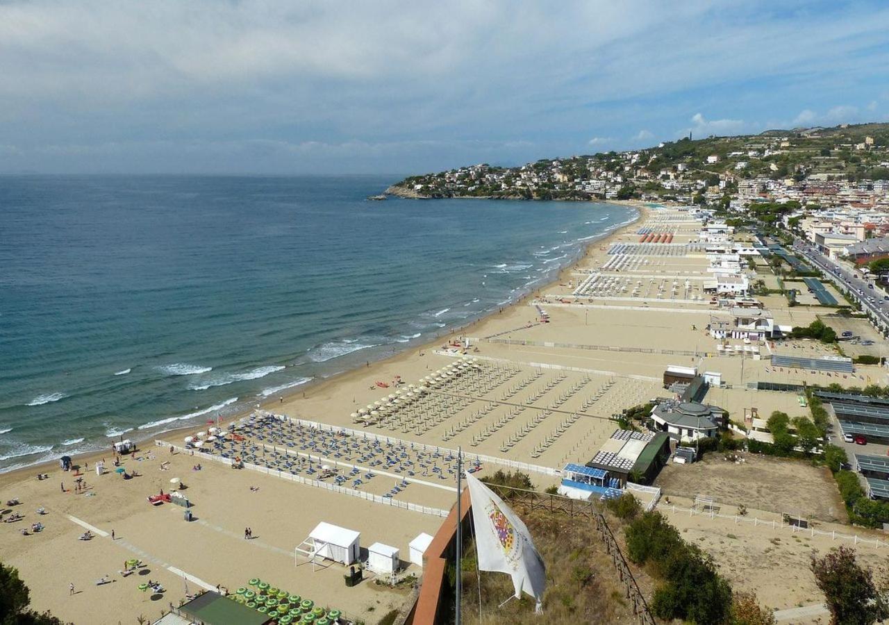 A Casa Di Lidia B&B Gaeta Dış mekan fotoğraf